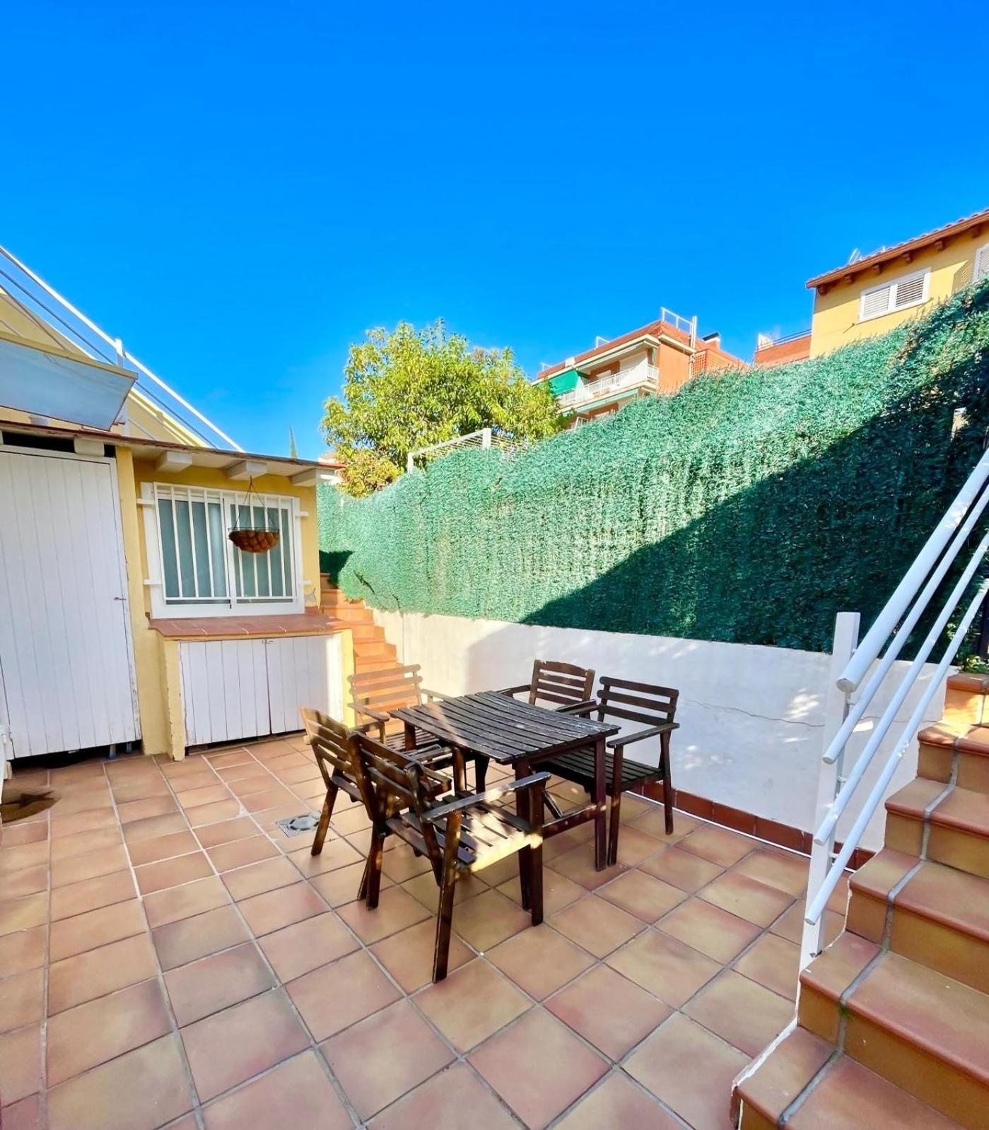 Casa Independientegardenviews2 Bedrooms Barcelona Exterior photo